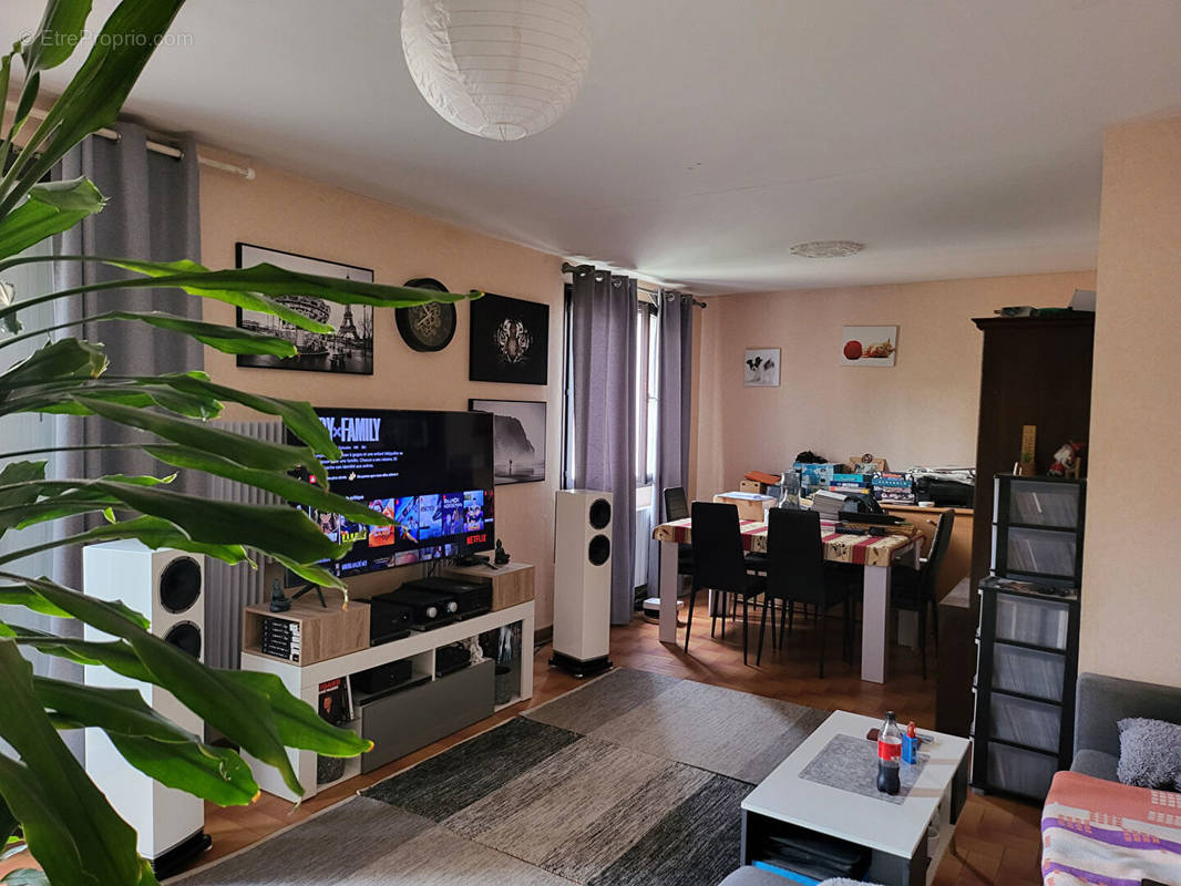 Appartement à NIMES