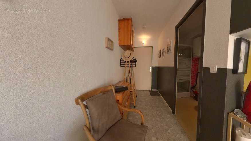 Appartement à LAMALOU-LES-BAINS