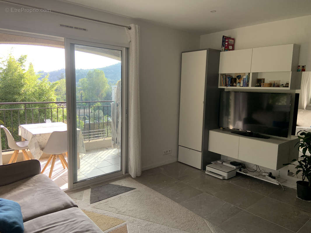 Appartement à VILLENEUVE-LOUBET