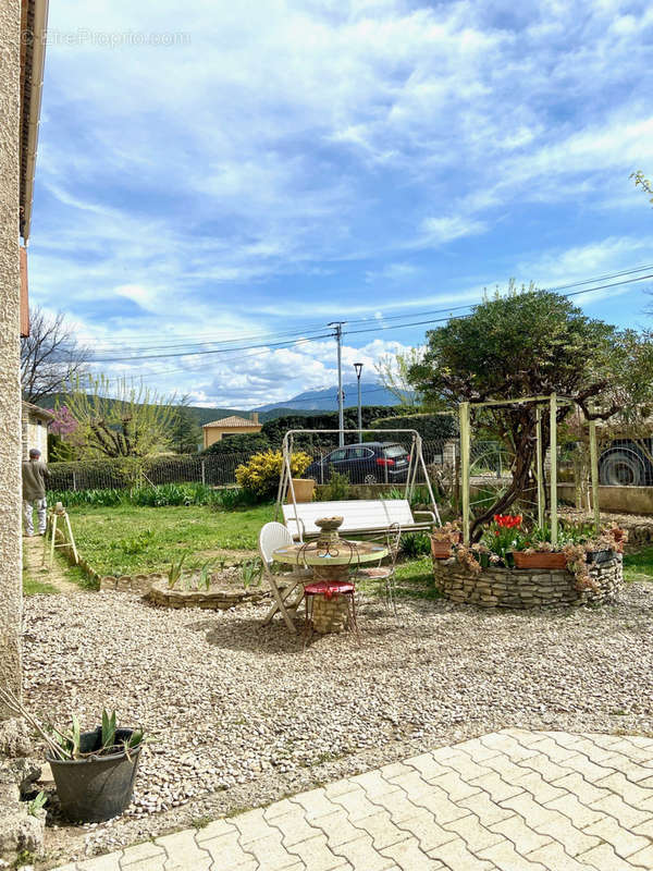 Maison à VAISON-LA-ROMAINE