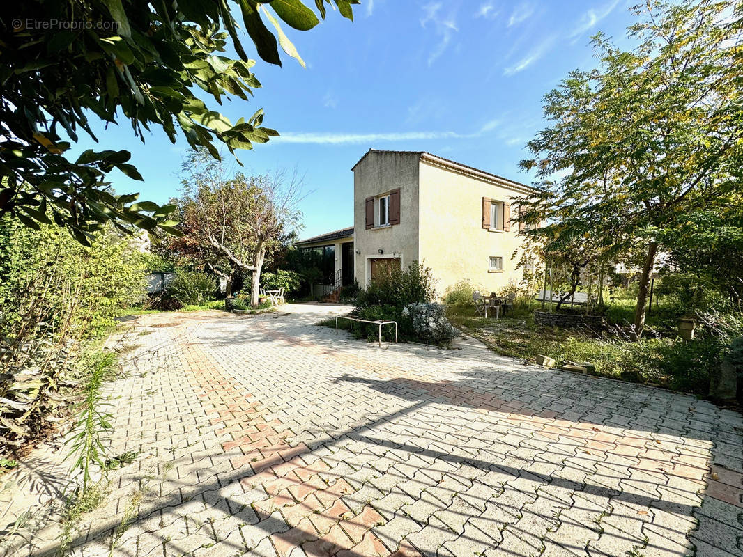 Maison à VAISON-LA-ROMAINE