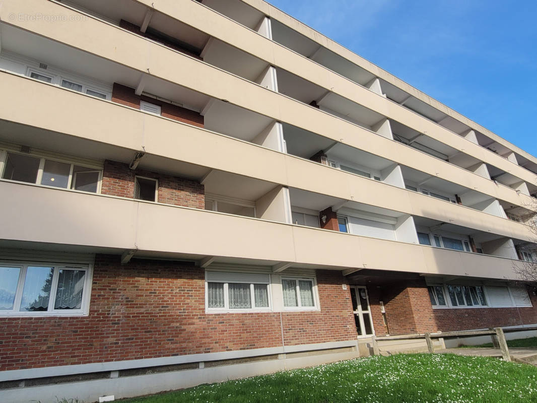 Appartement à VILLIERS-LE-BEL