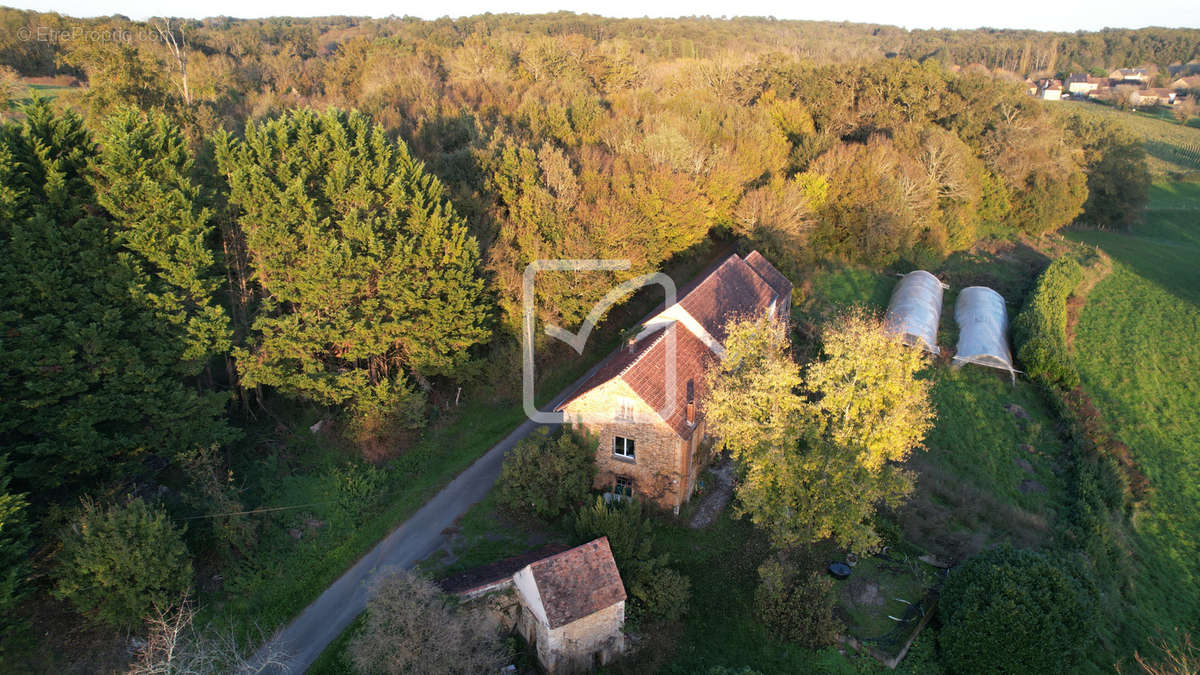 Maison à GOURDON