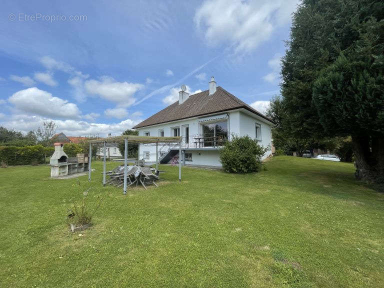 Maison à AUBIN-SAINT-VAAST