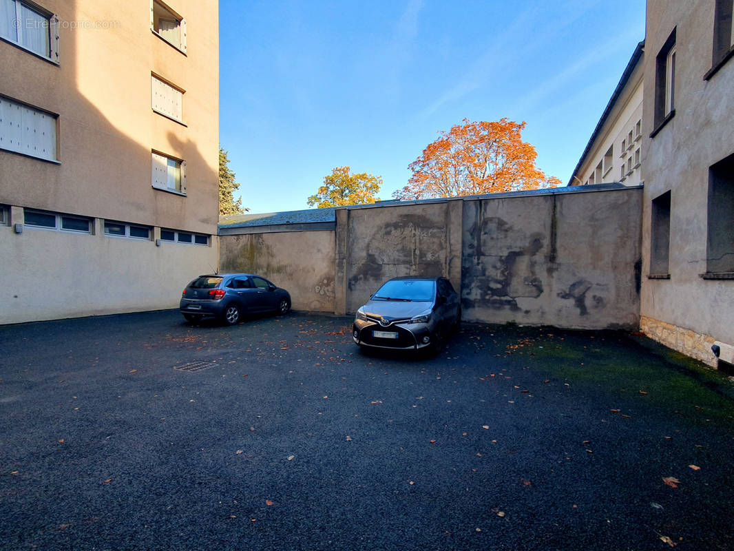 Parking à BOURGES