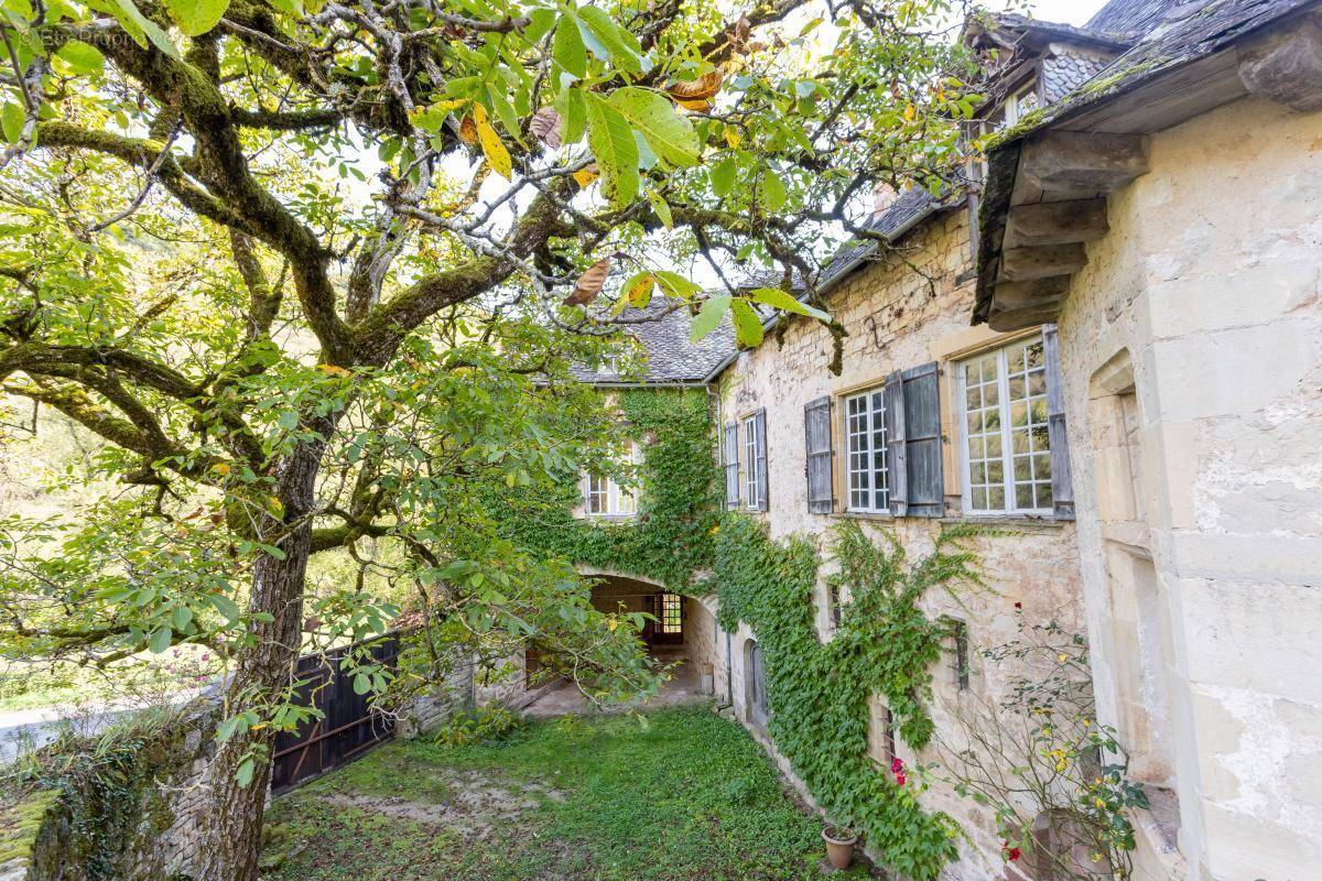 Maison à MARCILLAC-VALLON