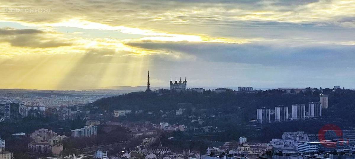 Appartement à LYON-9E