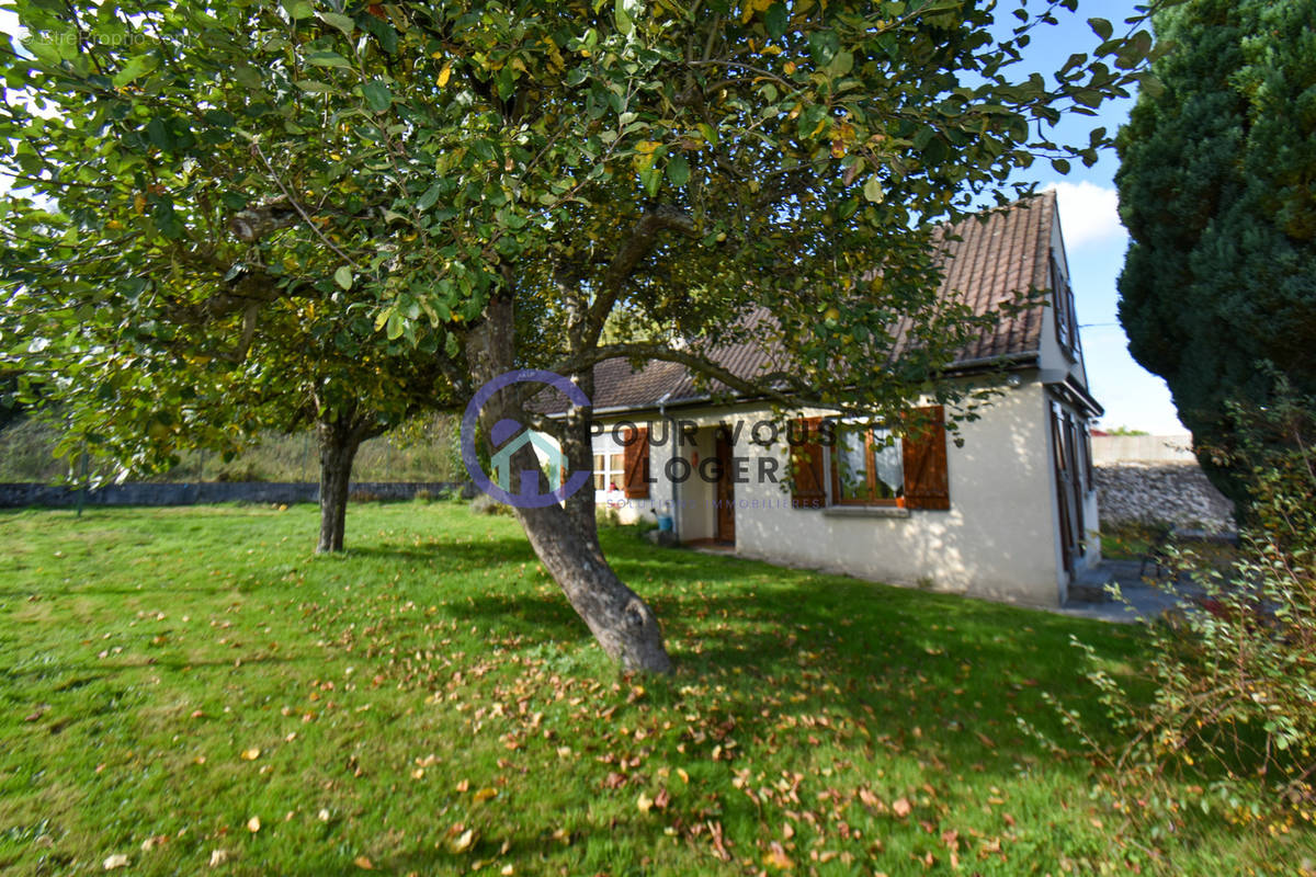 Maison à ESSOMES-SUR-MARNE