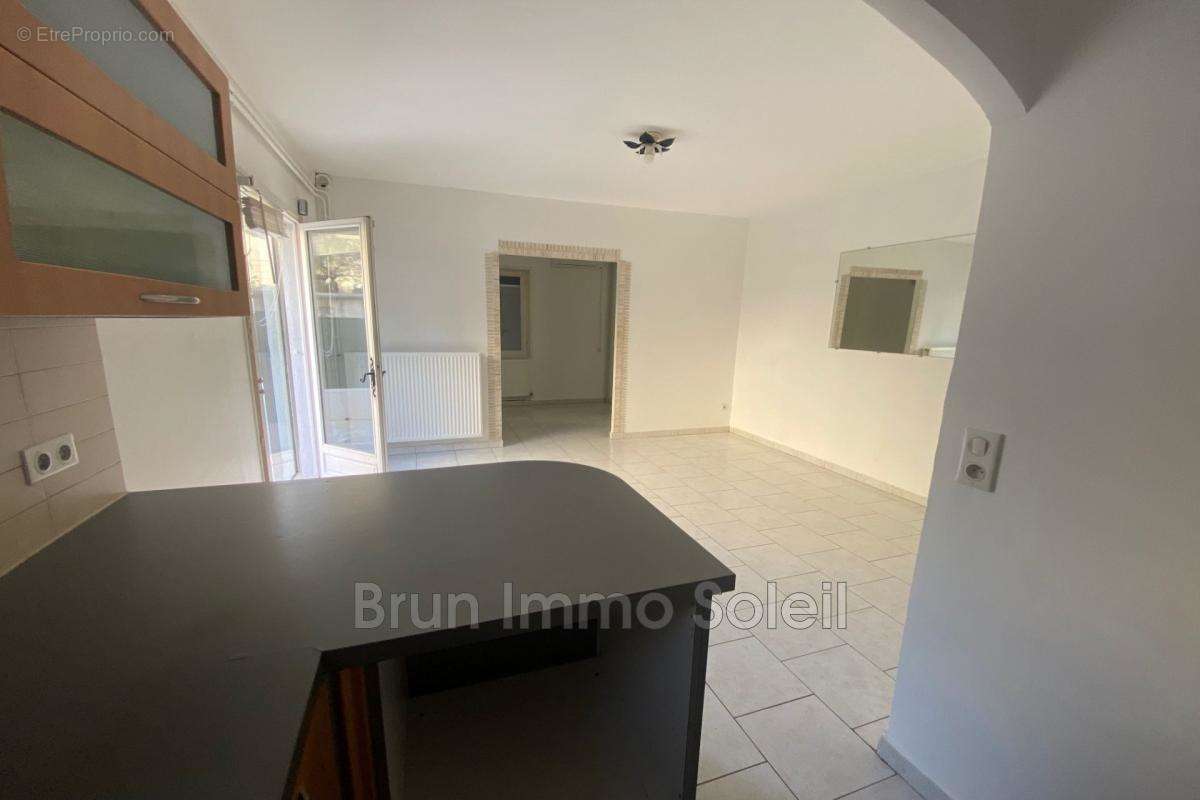 Appartement à VILLENEUVE-LOUBET