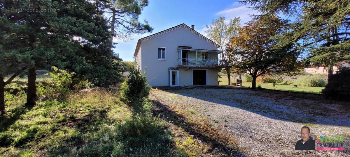 Maison à SAINT-JULIEN-LES-ROSIERS