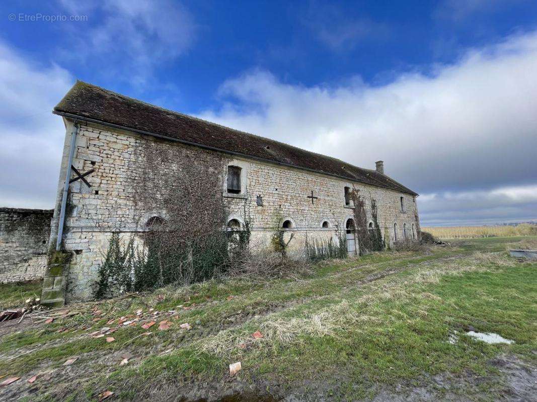 Maison à LE GUE-DE-LA-CHAINE