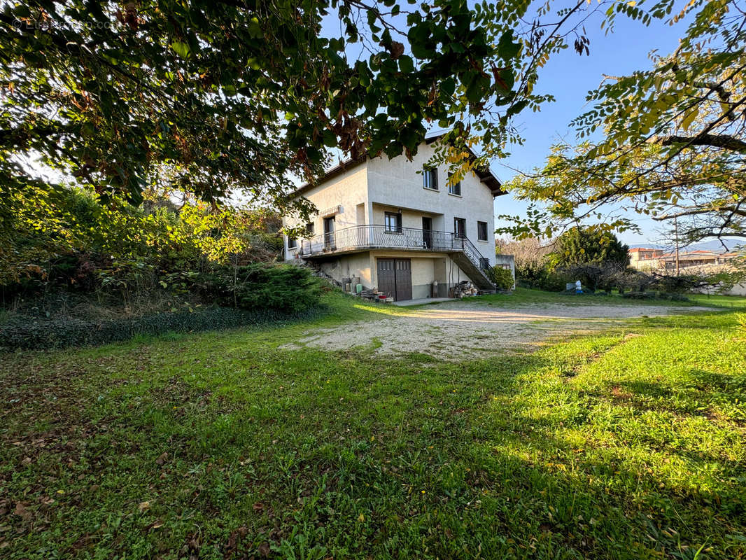 Maison à SAINT-PIERRE-DE-BOEUF