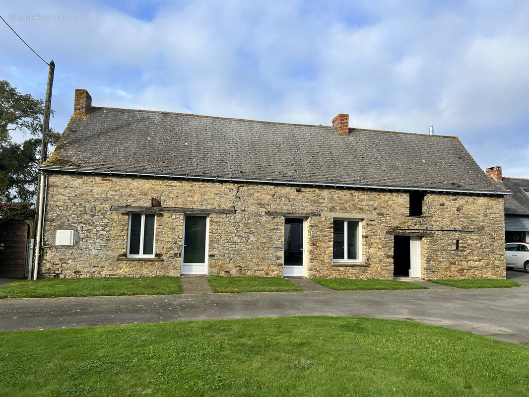 Maison à SION-LES-MINES