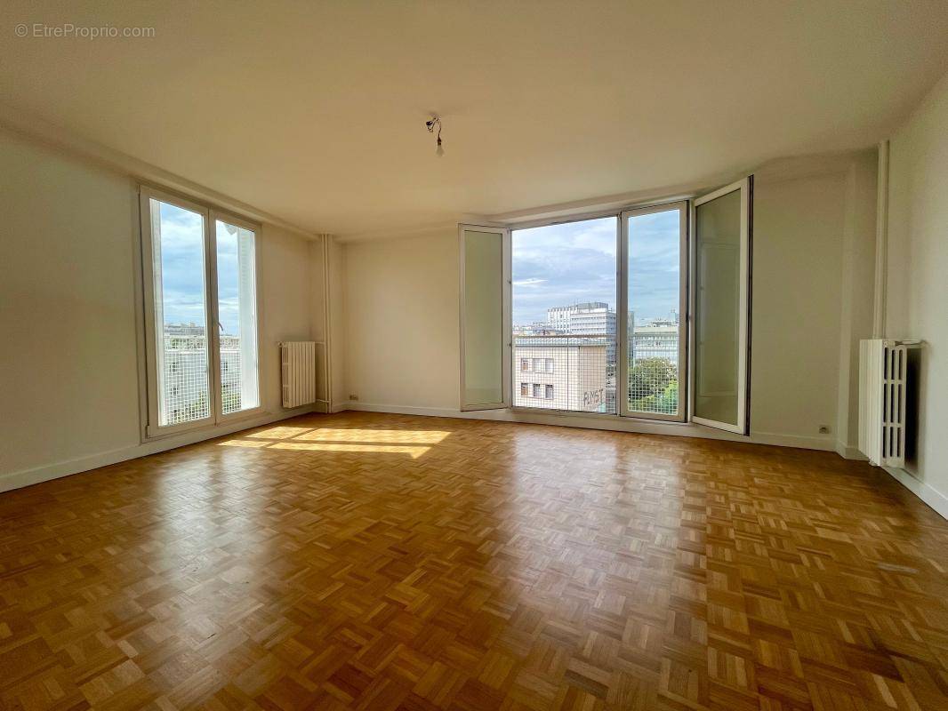 Appartement à PARIS-12E