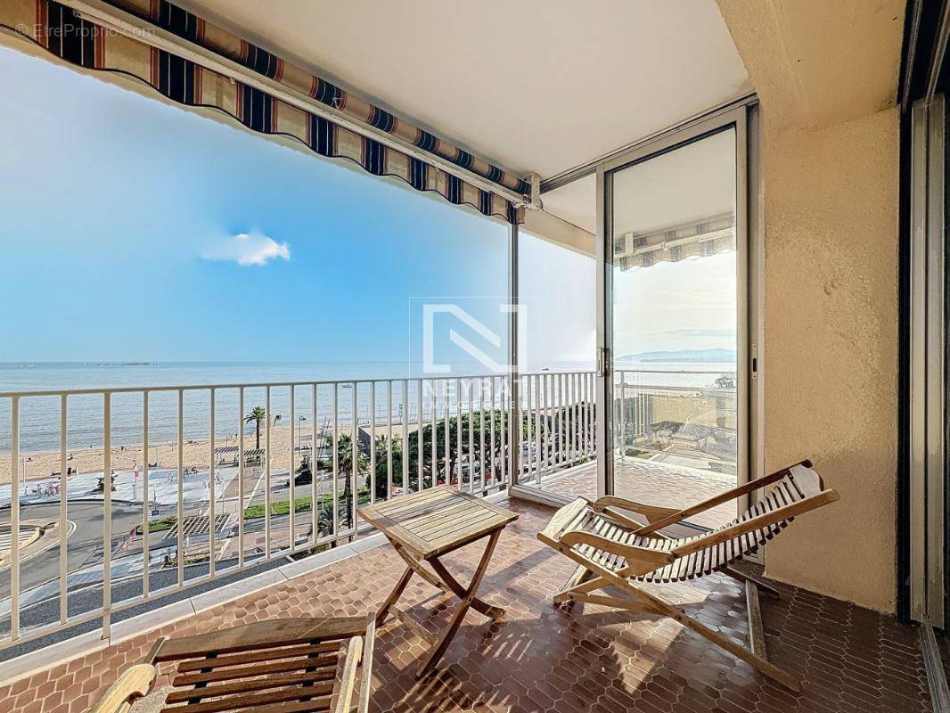 Appartement à FREJUS