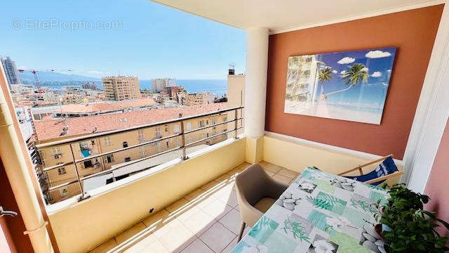 Appartement à BEAUSOLEIL