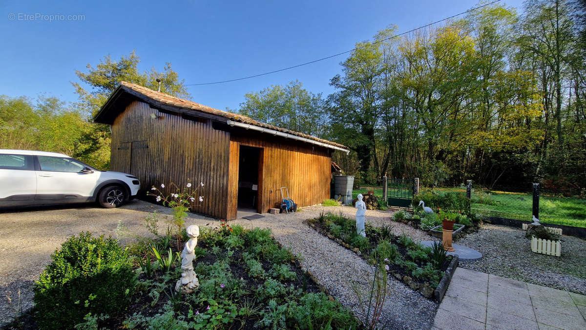 Maison à SAINT-SYMPHORIEN