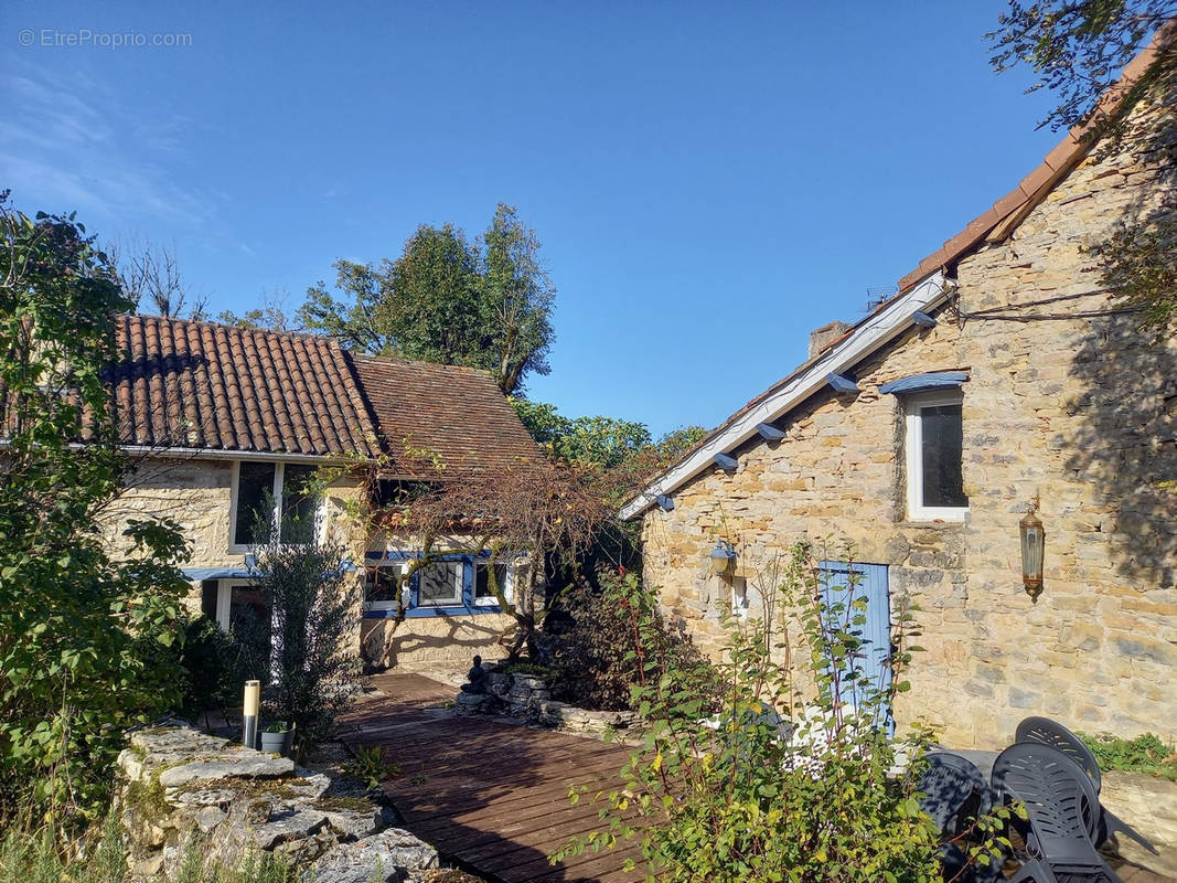 Maison à VILLENEUVE