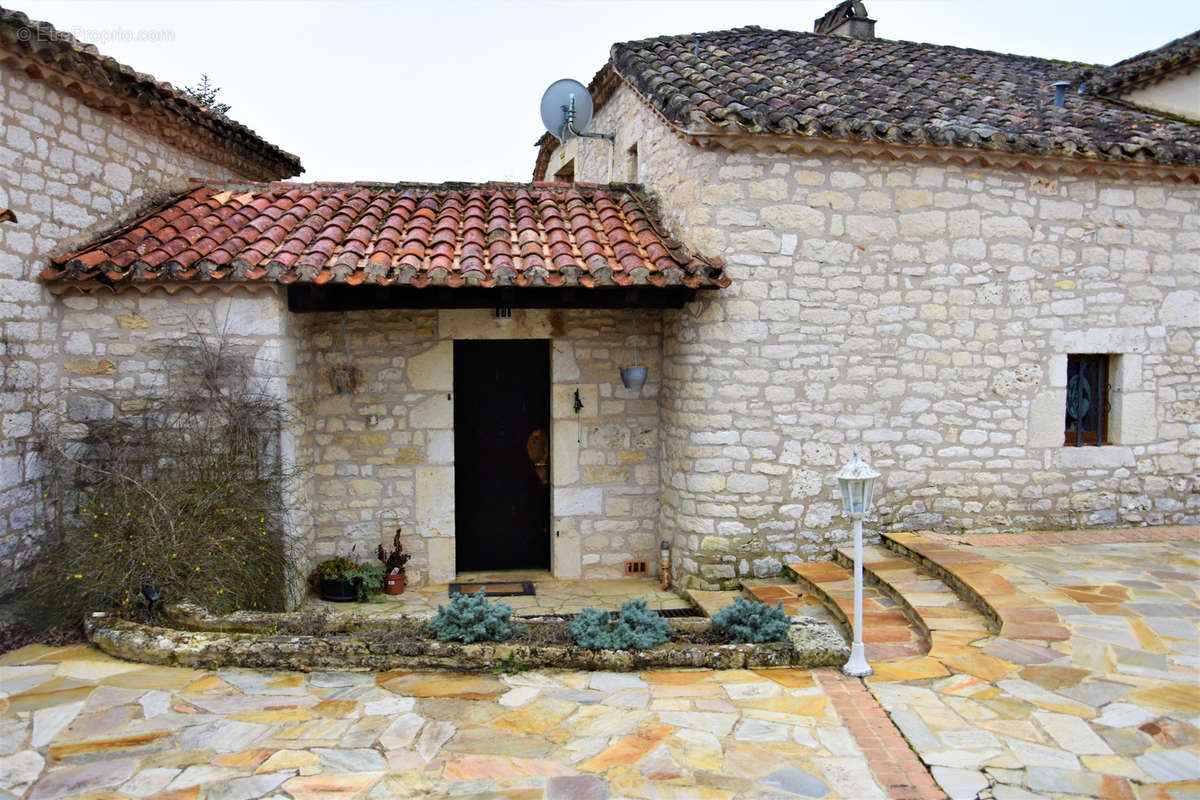 Maison à TOURNON-D&#039;AGENAIS