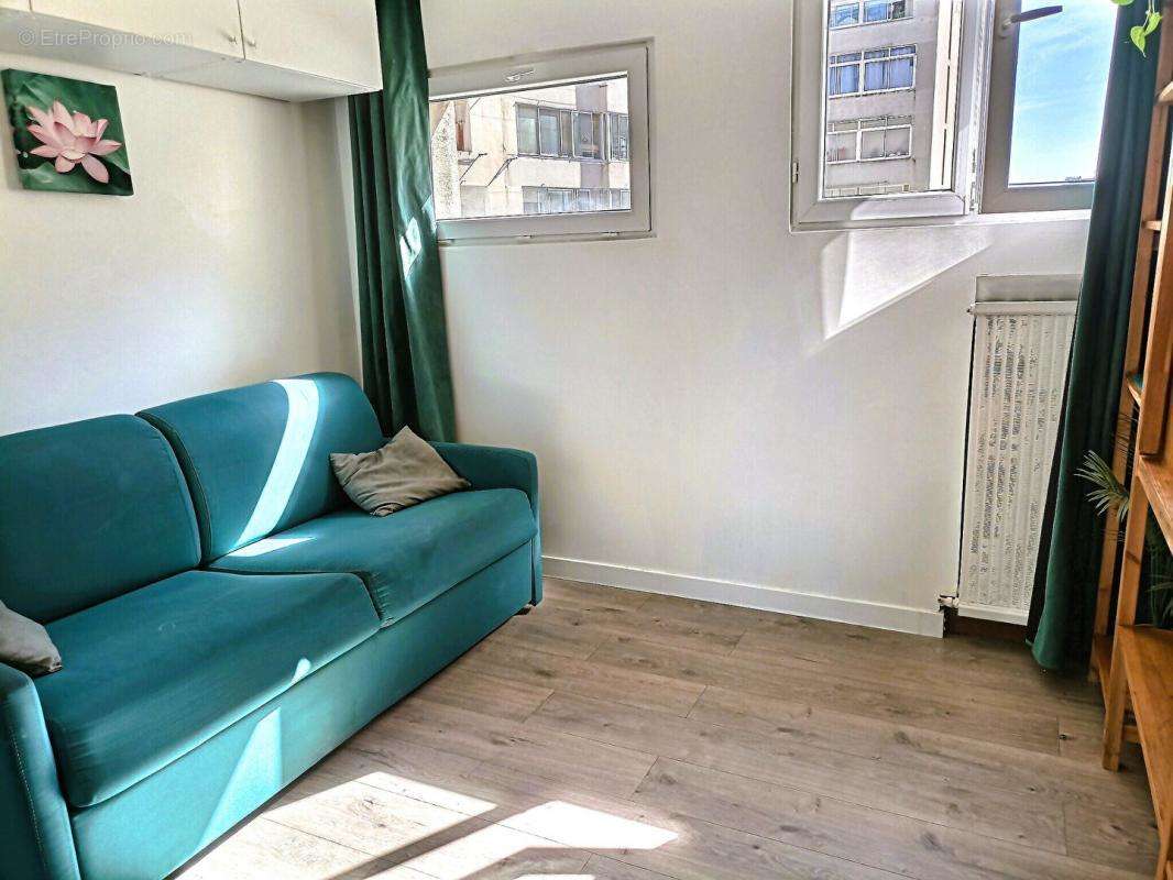 Appartement à MARSEILLE-7E