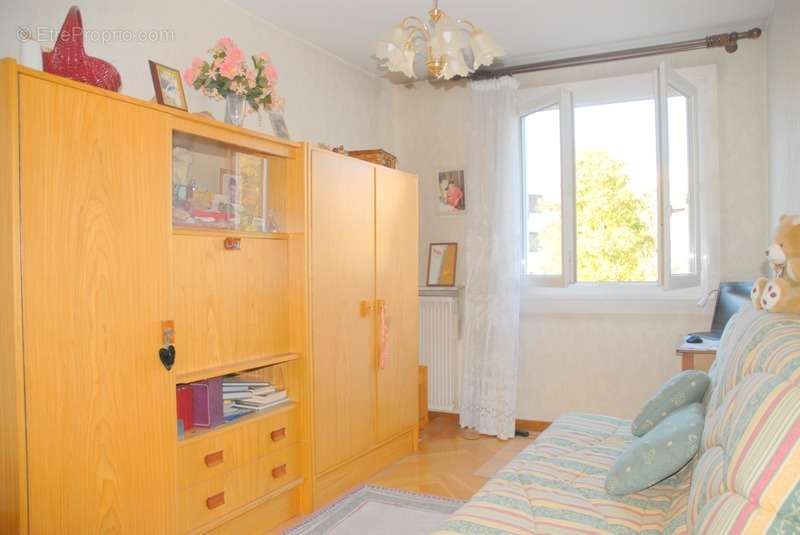 Appartement à SAINTE-FOY-LES-LYON