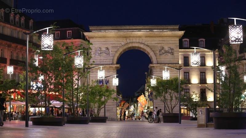 Commerce à DIJON