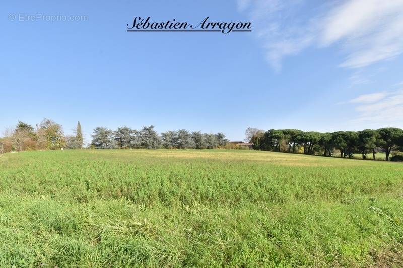 Terrain à VILLENEUVE-SUR-LOT