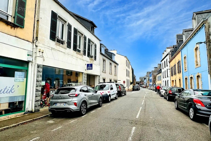 Commerce à CROZON