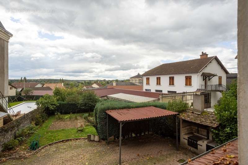 Maison à PARAY-LE-MONIAL