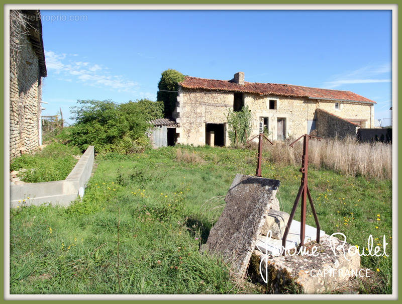 Maison à CHAMPIGNY-LE-SEC