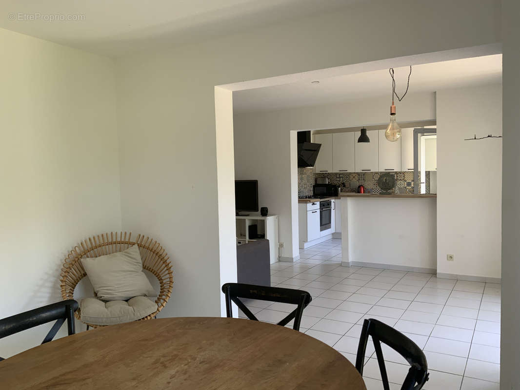 Appartement à UZES