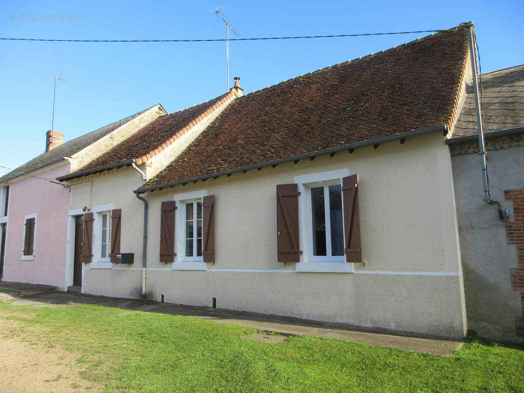 Maison à PARNAC