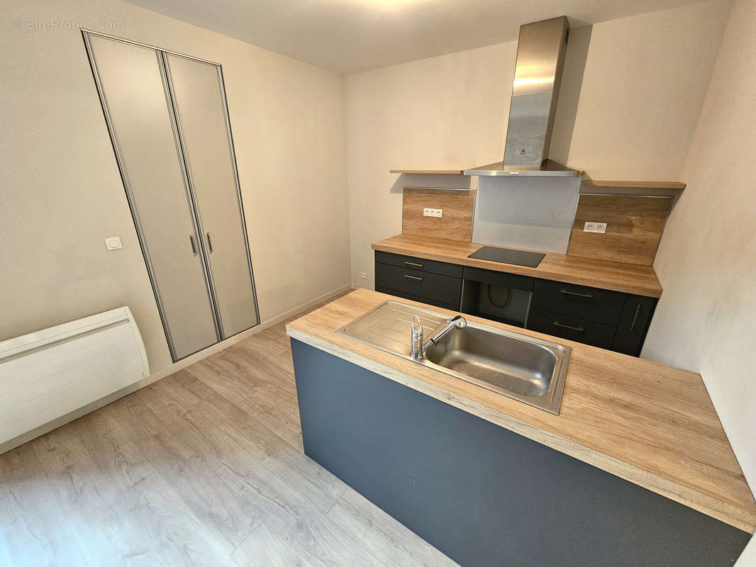 Appartement à MARCILLAC-VALLON