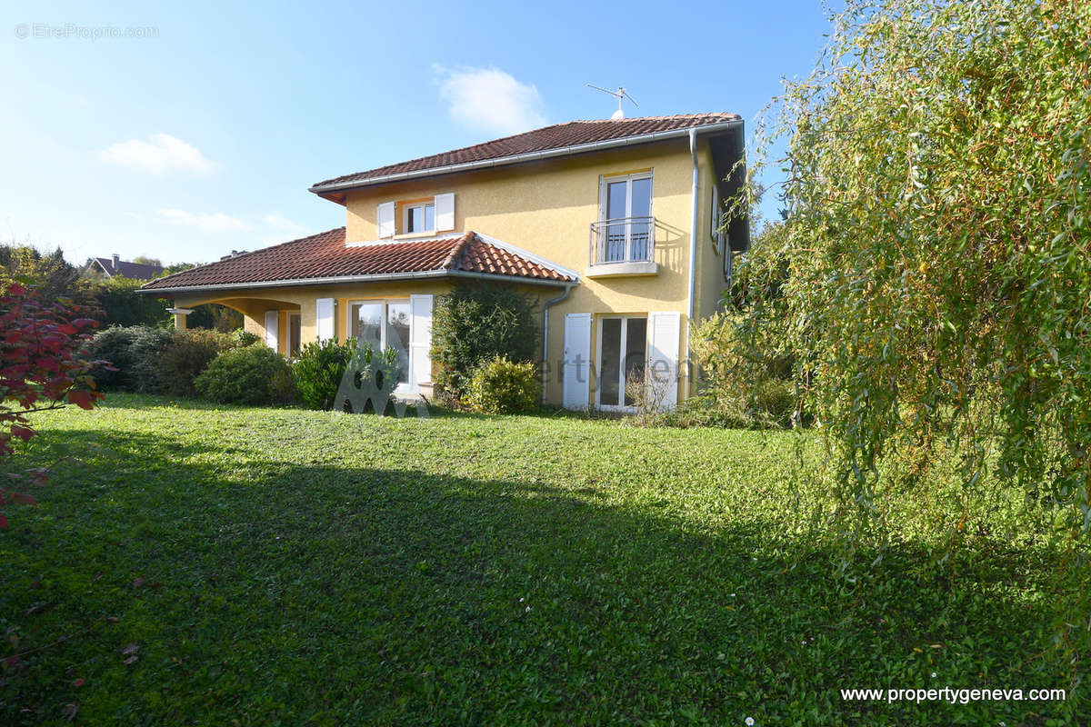 Maison à SAUVERNY