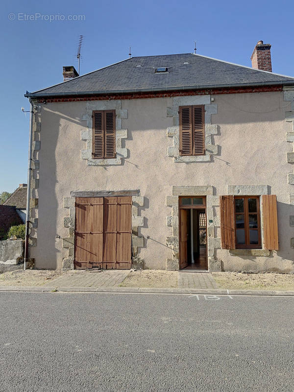 Maison à BRESNAY