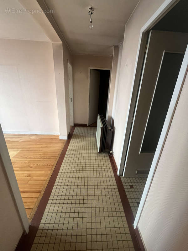 Appartement à SAINT-ETIENNE