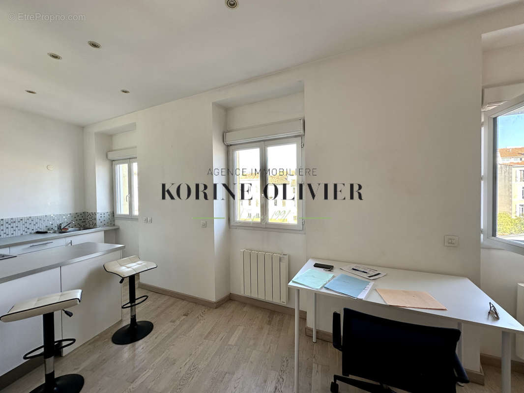 Appartement à MARSEILLE-5E