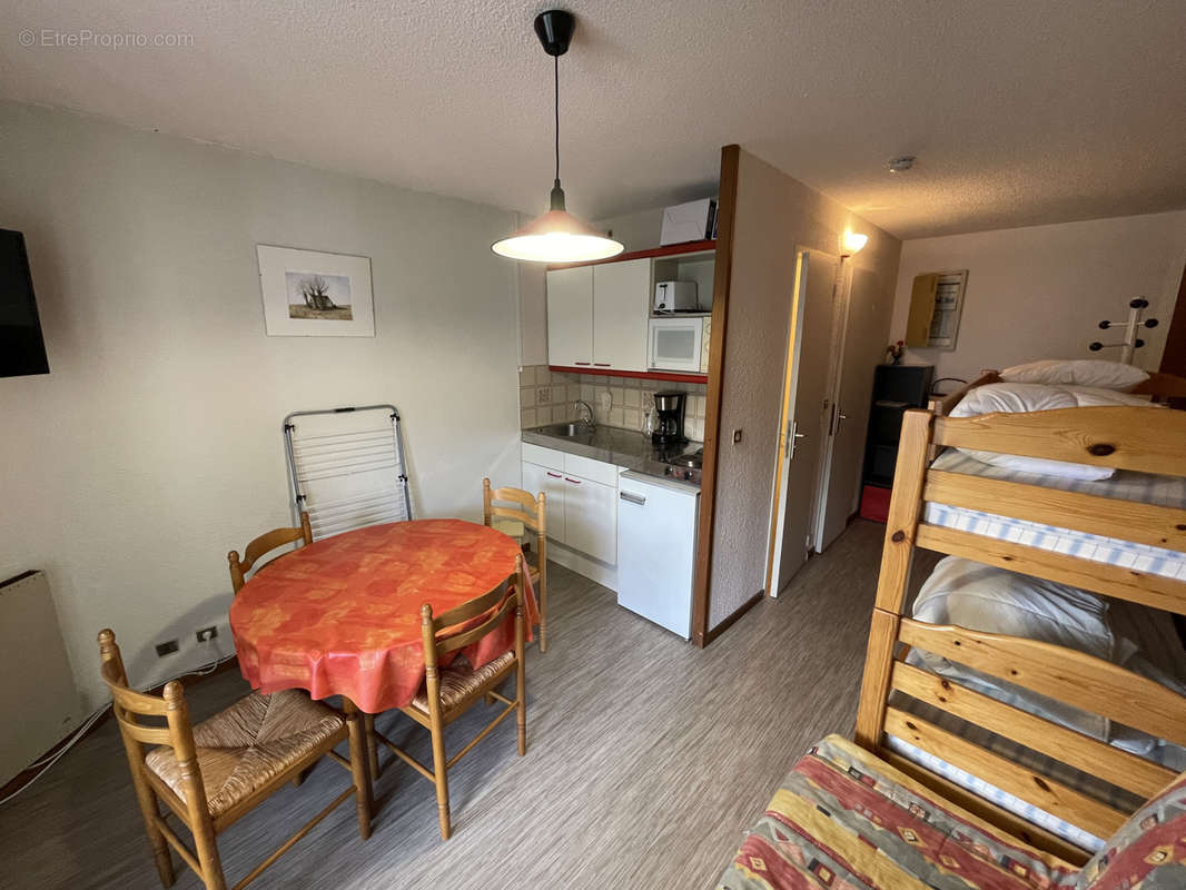 Appartement à LAVEISSIERE