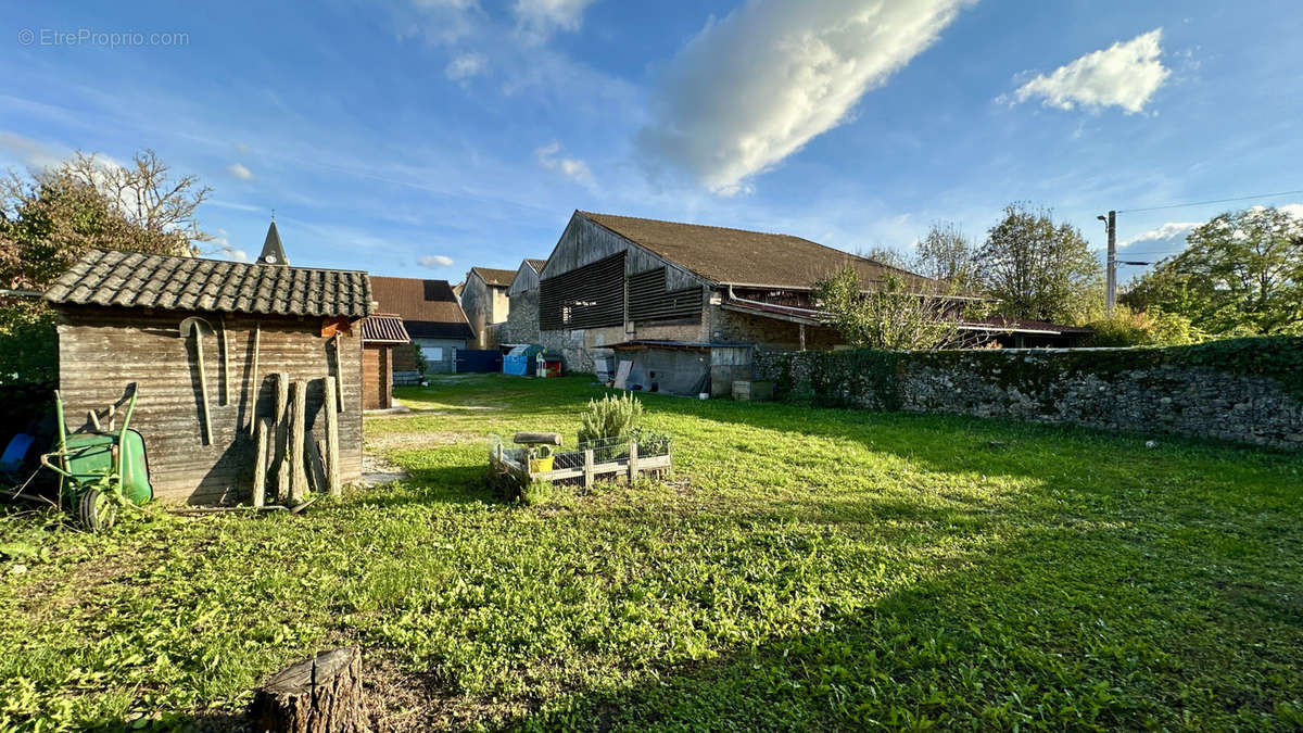 Maison à SAINT-JUST-DE-CLAIX