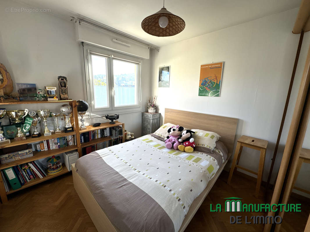 Appartement à SAINT-ETIENNE