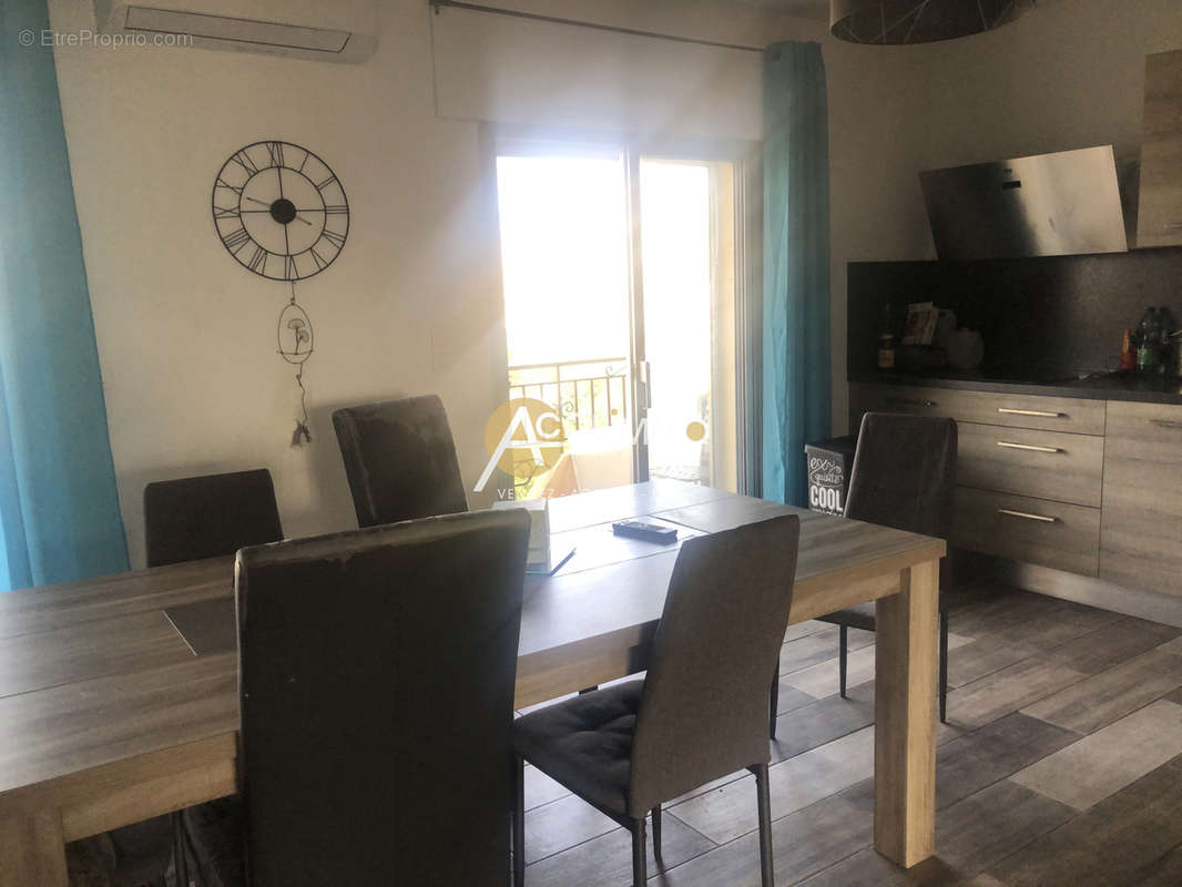 Appartement à SIX-FOURS-LES-PLAGES