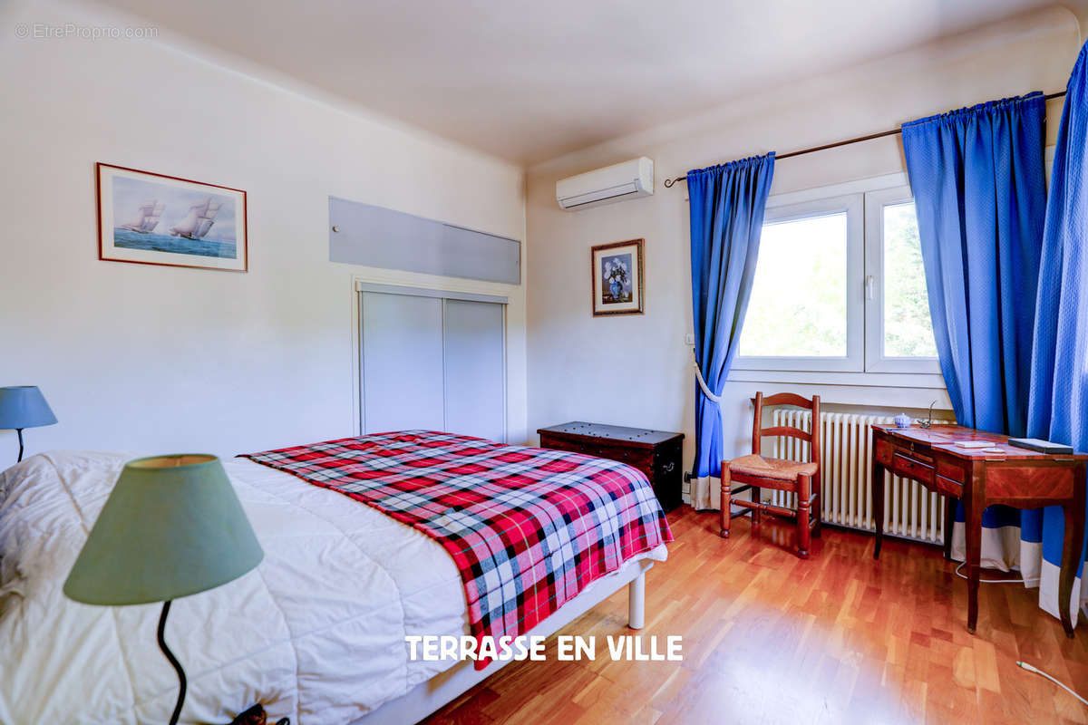 Appartement à MARSEILLE-12E