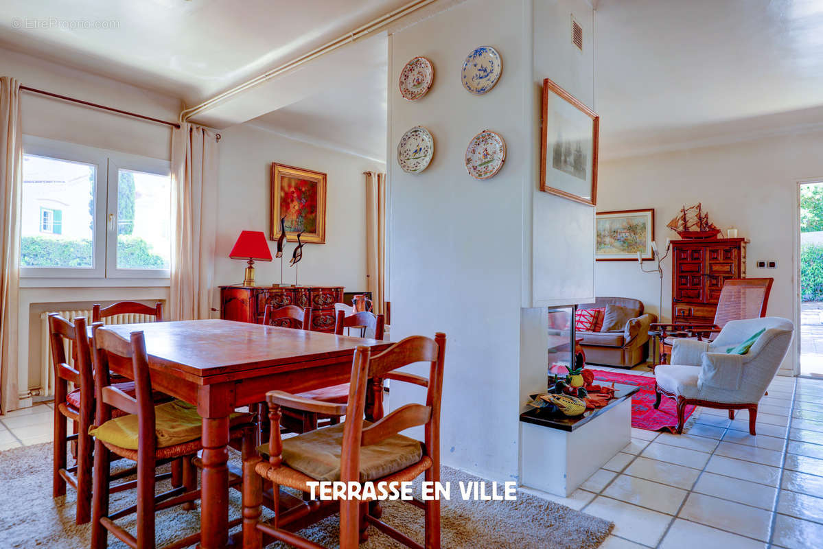 Appartement à MARSEILLE-12E