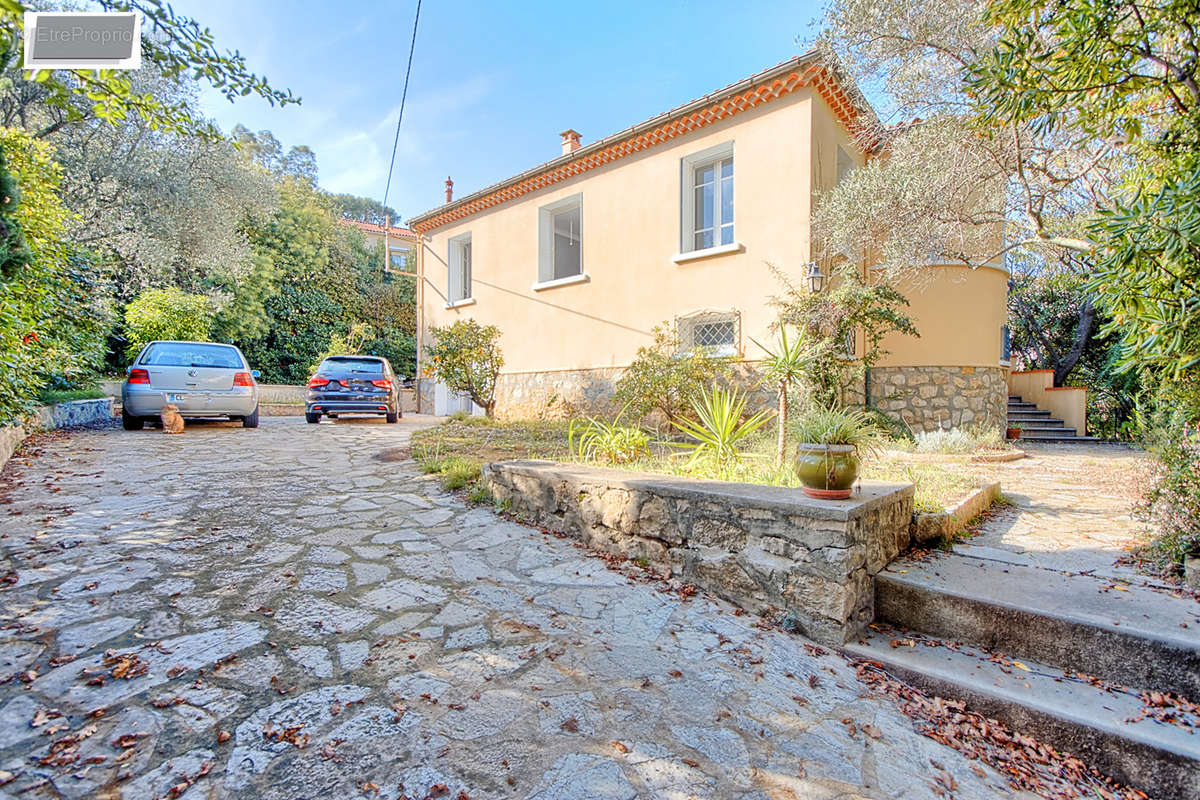 Maison à TOULON