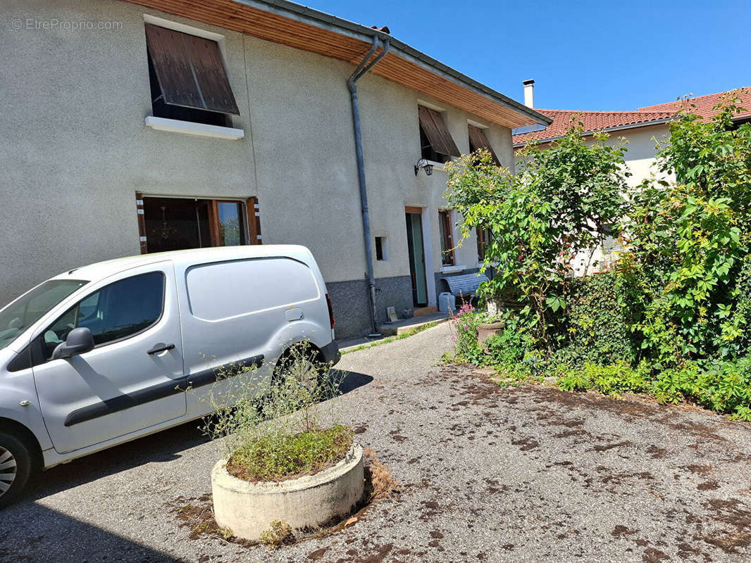 Maison à BARRAUX