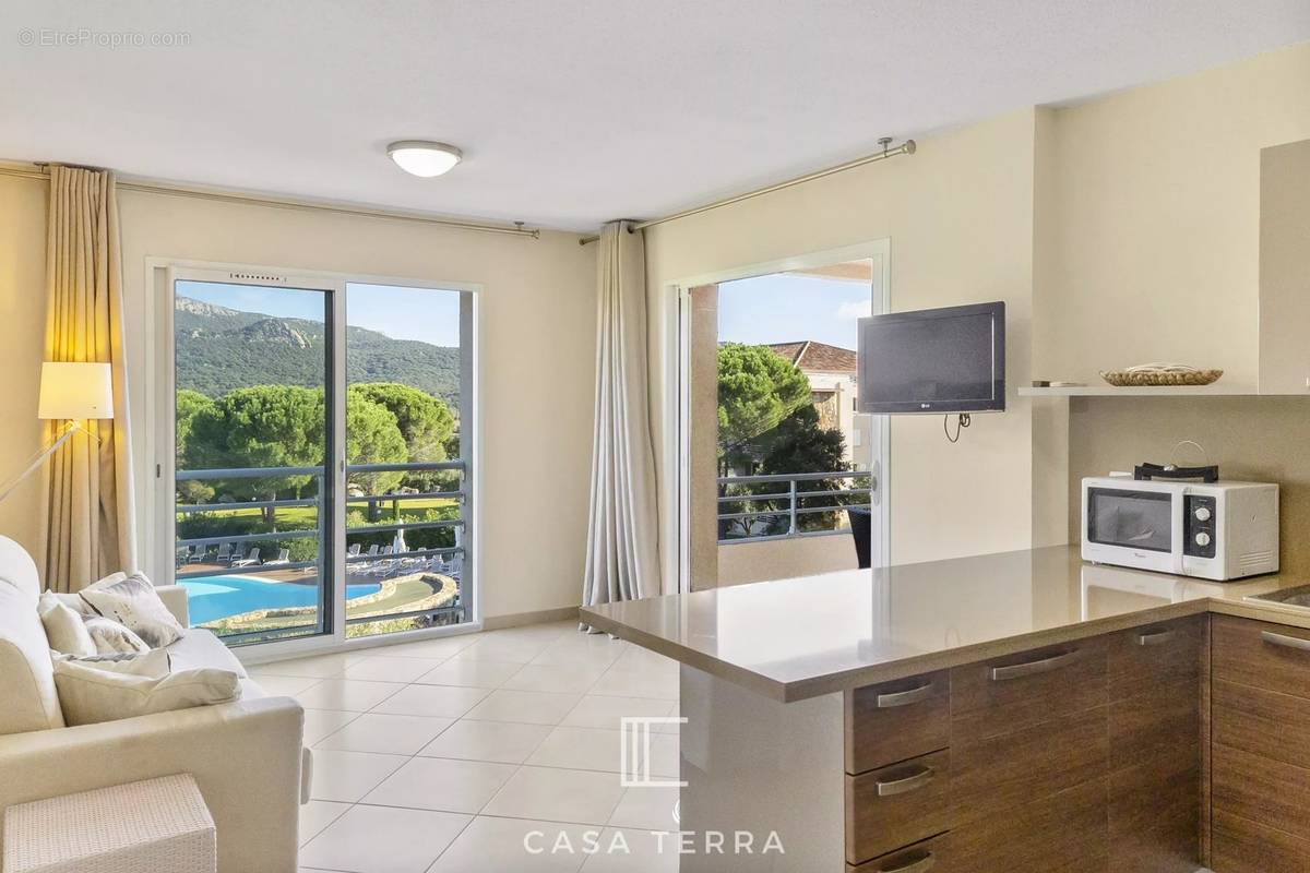 Appartement à PORTO-VECCHIO