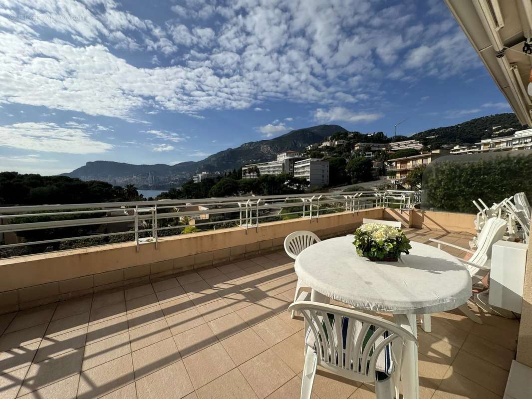 Appartement à ROQUEBRUNE-CAP-MARTIN