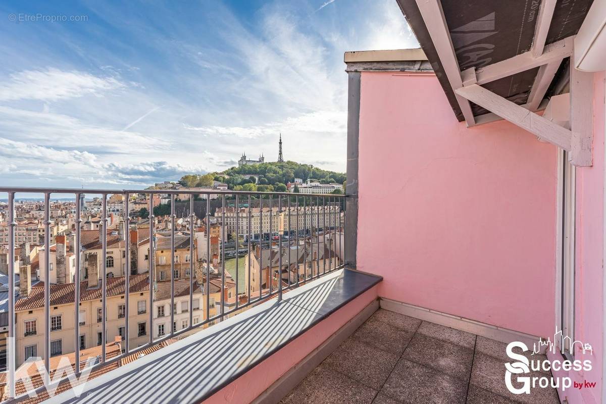 Appartement à LYON-1E