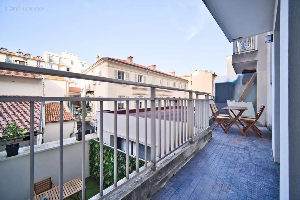 Appartement à NICE