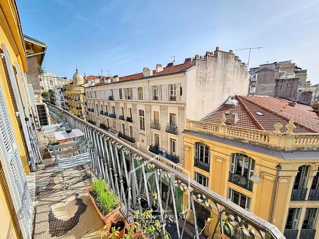 Appartement à NICE